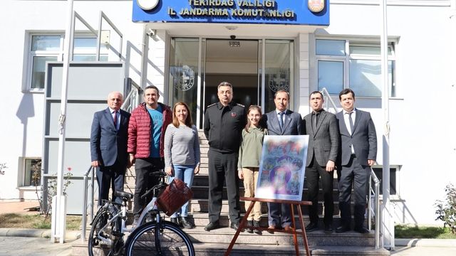 Tekirdağlı öğrenci, jandarmanın resim yarışmasında Türkiye üçüncüsü oldu - Tekirdağ Haberleri