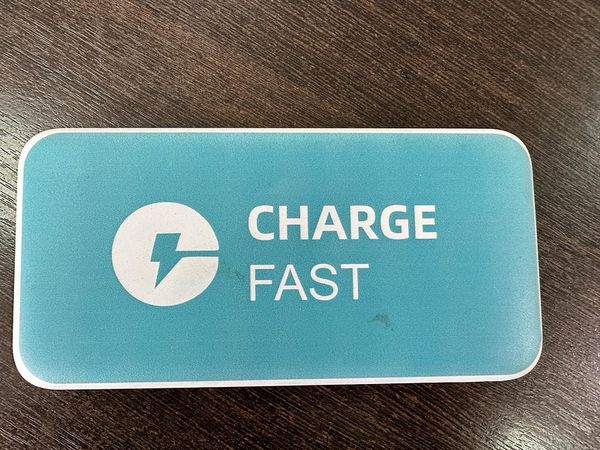 Более 50 пострадавших от финансовой пирамиды CHARGE FAST обратились в милицию