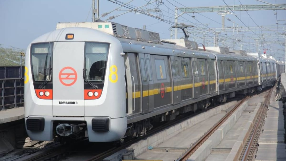 Delhi: PM Modi to lay foundation stone of two new metro corridors today