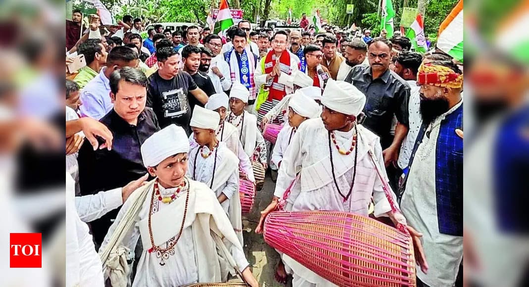 Gaurav Gogoi Kicks Off Campaign in Majuli Dibrugarh for Jorhat Lok Sabha Seat | Guwahati News - Times of India