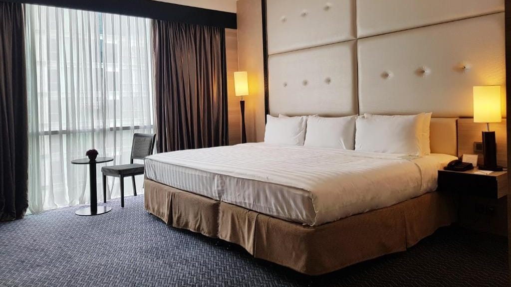 Singapore hotel room prices surge to 5-month high; $300 per night in Feb - Singapore News