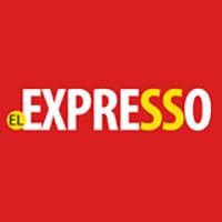 Varios ciudadanos, incluyendo un policía, rescatan a una mujer de un accidente en San Juan - El Expresso