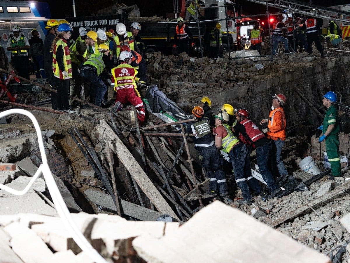 Labour Dept says owners of collapsed George apartment complex evading inspectors