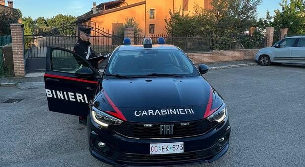 Ladri acrobati a Todi: fuga e "volo" di 6 metri