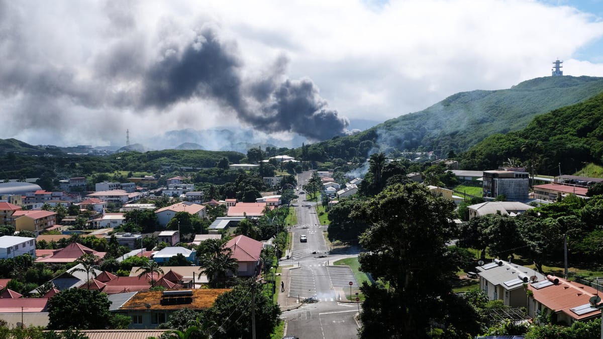 Pillages, incendies, affrontements... Le point sur la violence " assez inouïe " à Nouméa