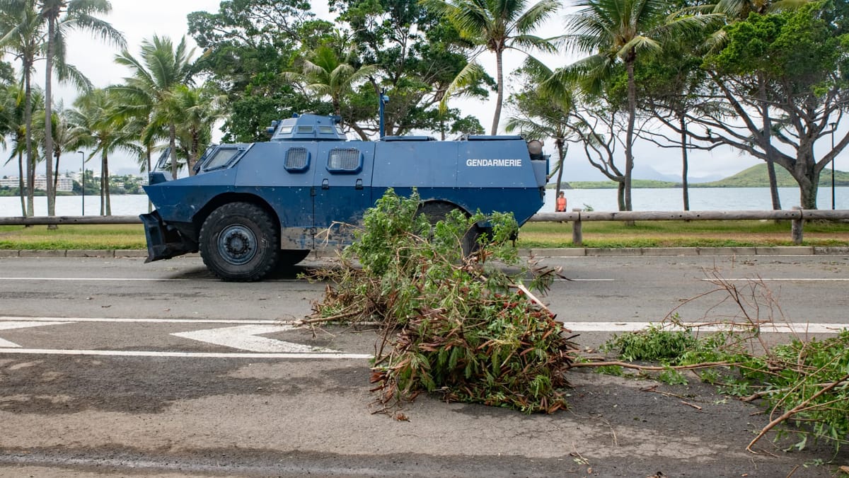 DIRECT. Emeutes en Nouvelle-Calédonie: l'état d'urgence décrété, la situation encore très tendue