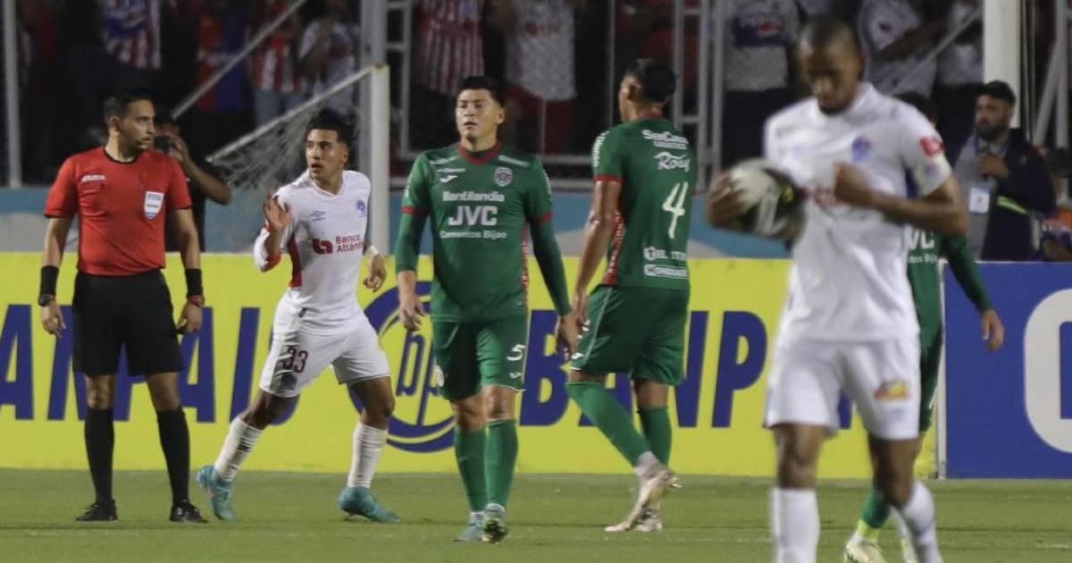 El golazo de Chirinos con el que puso a ganar a Olimpia sobre Marathón