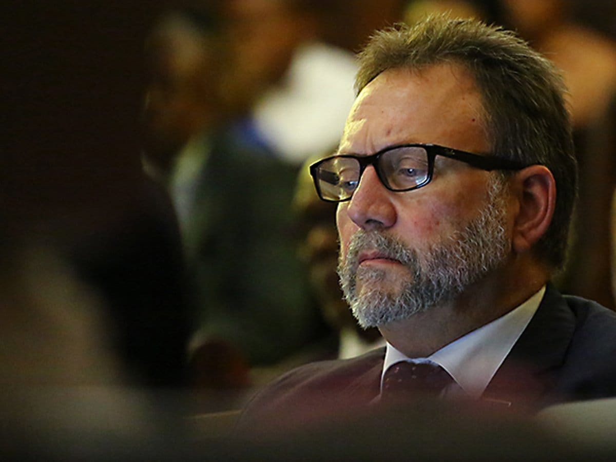 Steenhuisen pays tribute to Selfe: 'He is one of the unsung heroes of SA's democracy'