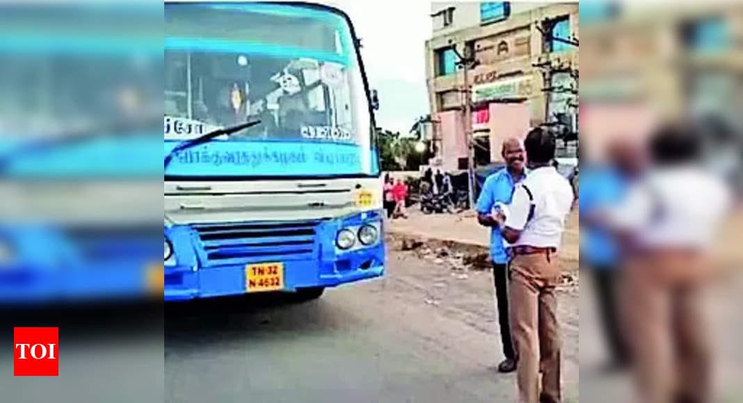 Crackdown on govt bus violations as free travel dispute continues to rage | Chennai News - Times of India