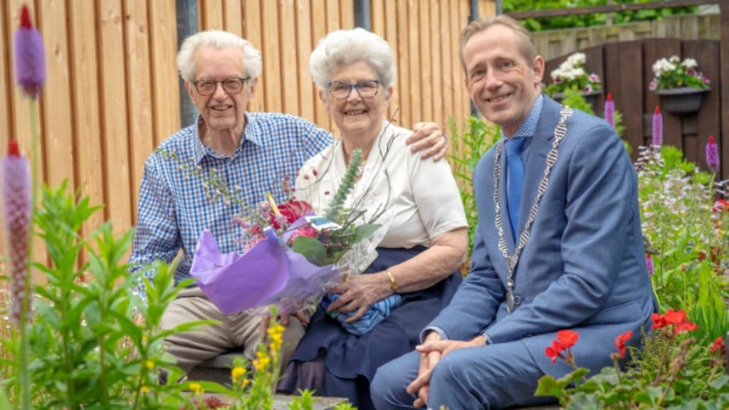 Arie en Bep Rietveld uit Alblasserdam vieren 70-jarig huwelijk