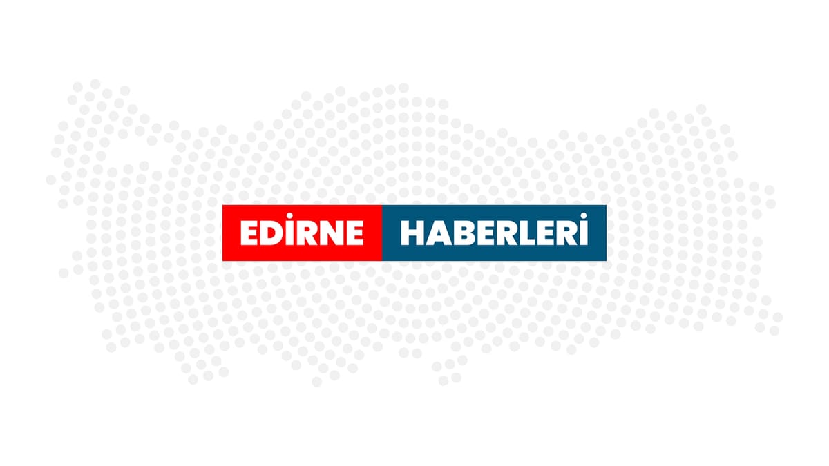 Edirne'de yanlış salona gelen ve kimliğini unutan  öğrencileri YKS'ye Yunus Timi polisleri yetiştirdi - Edirne Haberleri