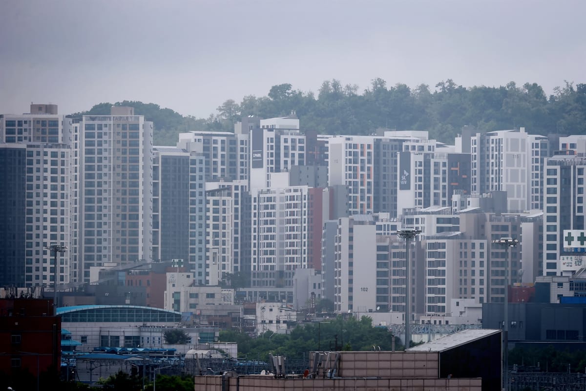 "중대 위험요인 부동산PF... 시행사 자본 늘리고, 건설사 3자 보증 폐지해야"