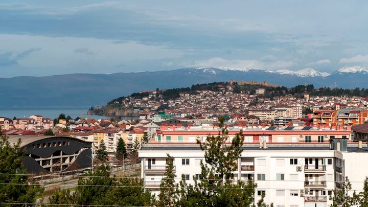 Во Охрид денес променливо облачно време со услови за локален дожд и температура до 11. степени - Ohridpress - Брзо, точно, проверено... Се за Охрид