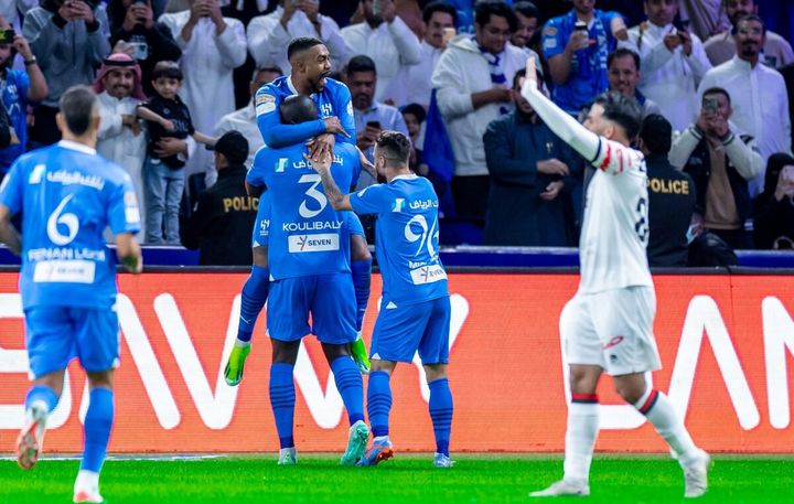 حصاد الدوري السعودي: الهلال يتجاوز الرائد والنصر يعبر الفتح