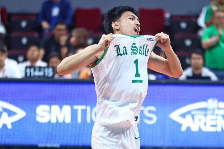 La Salle survives Ateneo, gains share of 2nd spot