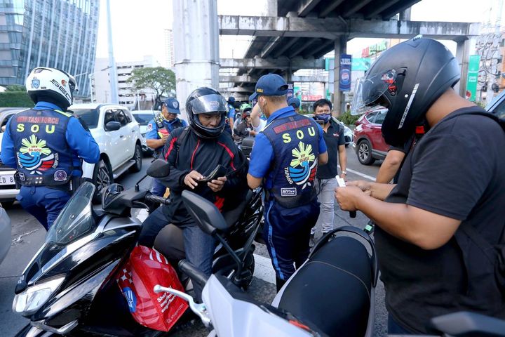 LGUs to appeal SC ruling voiding their power to issue traffic violation tickets | Inquirer News