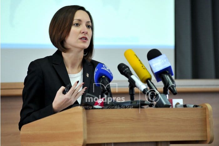 Veronica Drăgălin: