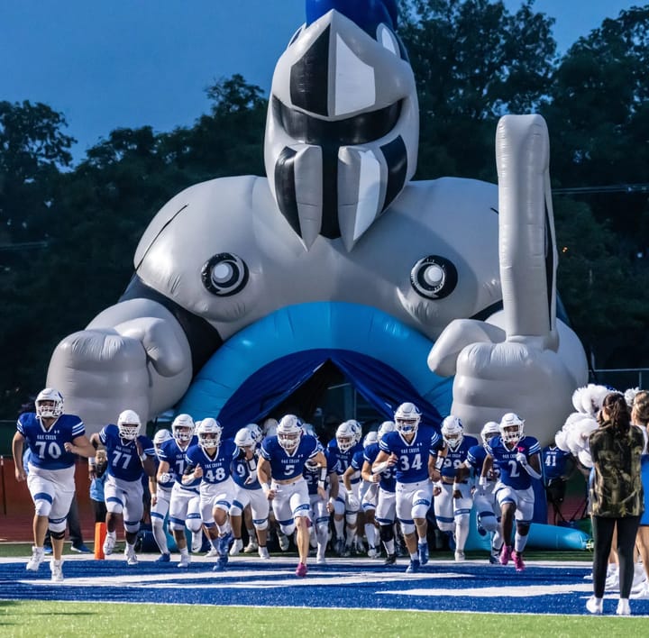 Rocket rise of Oak Creek lineman James Thomas leads to scholarship offer from Wisconsin