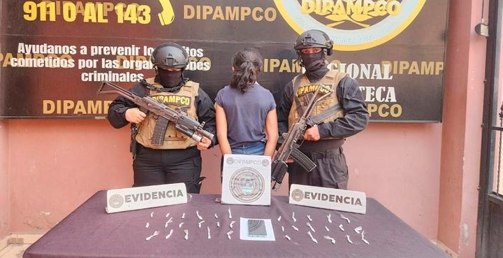 Menor es detenida con 32 "puntas" de cocaína - Diario La Tribuna