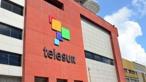 ALBA-TCP asegura que eliminar señal de Telesur en Argentina socava el derecho a informar