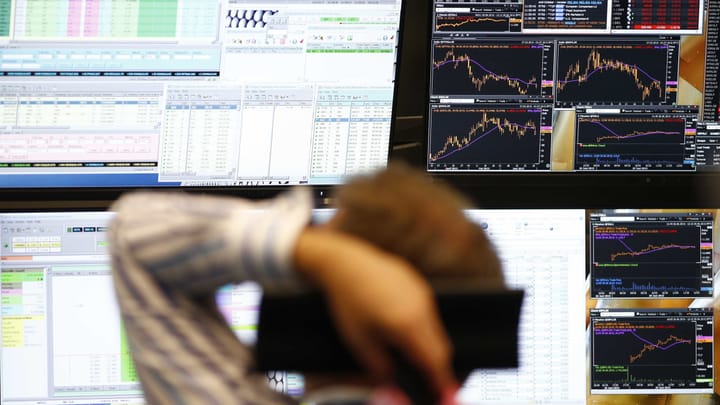 Bolsas europeias em baixa, arrastadas pelas quedas de Wall Street