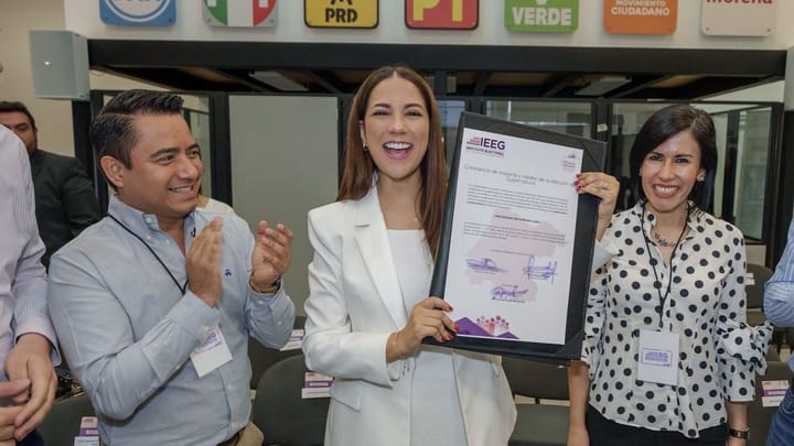 Libia Dennise García recibe constancia de mayoría y anuncia que buscará diálogo con Sheinbaum