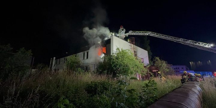 V Olomouci hořela ubytovna. Před ohněm muselo utéct 27 lidí, škoda je přes čtyři miliony korun