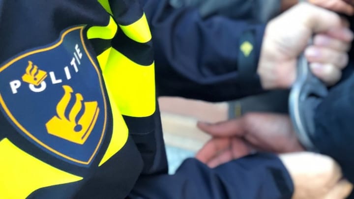 Vrouw (37) aangehouden voor overlast en mishandeling op treinstation Goes